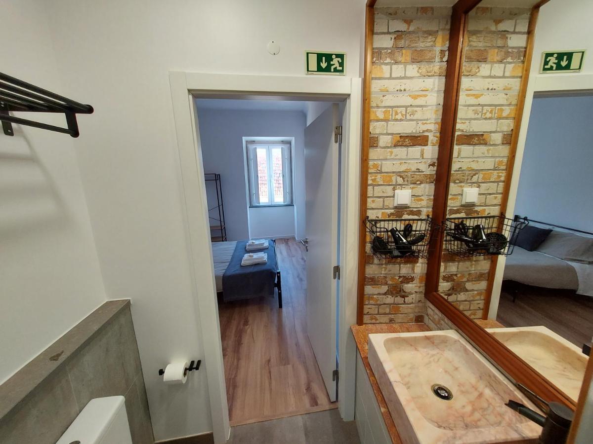 Quarto Duplo com Casa de Banho Privativa