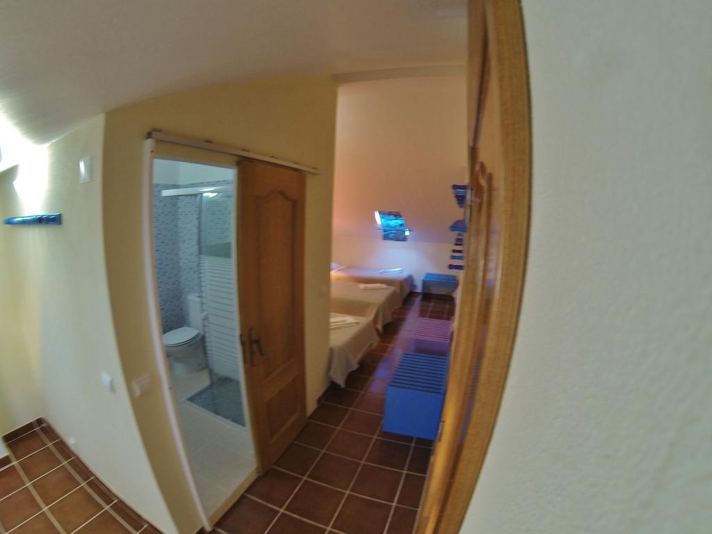 Quarto Familiar com Casa de Banho