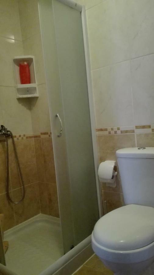 Quarto Duplo com Casa de Banho Privativa