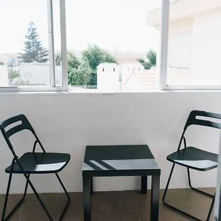 Ocean Guesthouse Peniche-3