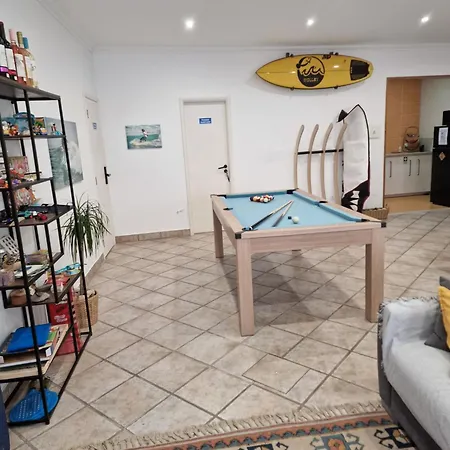 Wolley - Peniche Guesthouse-3