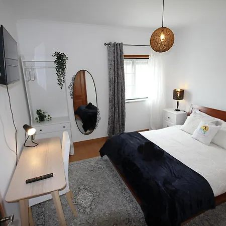 Peniche Surf Lodge 2-2